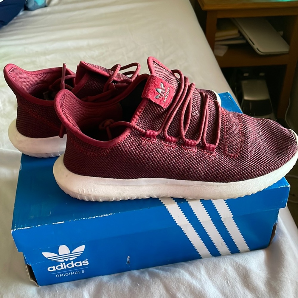 Adidas tubular shadow